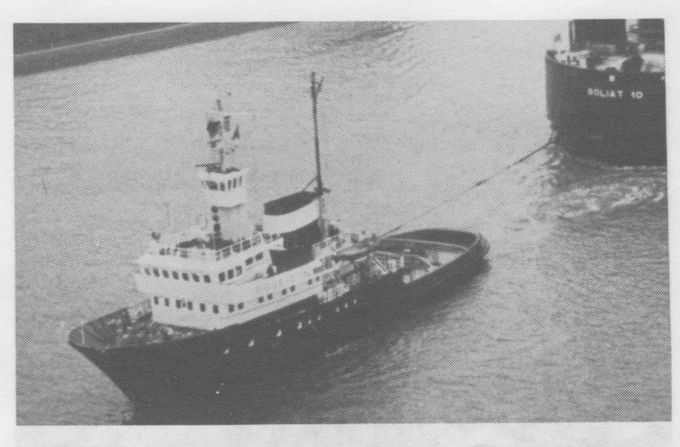 POSIEDON: Broström Marine Service Division, (Neptunbolaget), Stockholm. Oceanbogserare. 490 br.ton, 141 nettoton. Längd ö.a.: 47,3 m, största bredd: 10,8 m, djupgående (sommar). 5,7m. Maskineri: 2 Nohab 16 cyl. SF 116 VS F 5 145 kW, byggd i Ulsteinvik, Norge år 1970, klassbeteckning: Det Norske Veritas + lAl, Iceclass A, EO. 